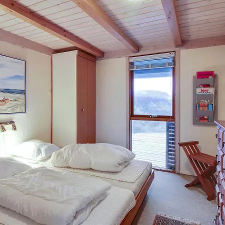 Tatil Evi Essie *